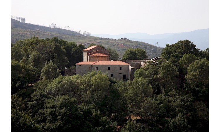 Clôture du monastère de Sanfins de Friestas