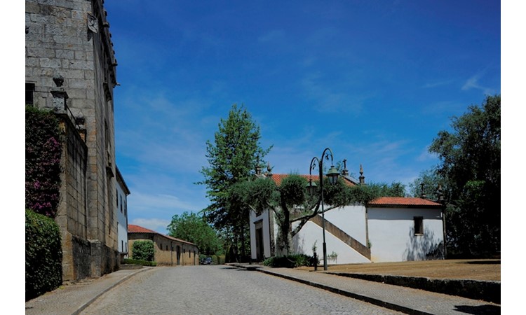 Quinta de Azevedo / Honra de Azevedo