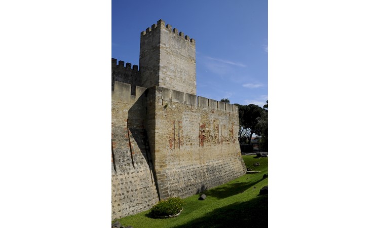 Garden of São Jorge Castle